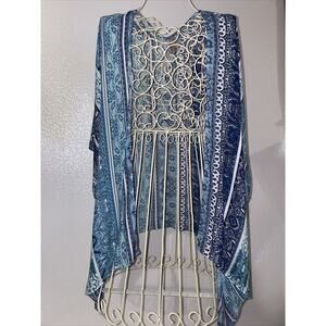 Chico Ladies Top Size S/M Multicolor Print NWT